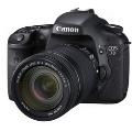 EOS&nbsp;7D&nbsp;EF-S18-135&nbsp;IS&nbsp;レンズキット（送料無料）